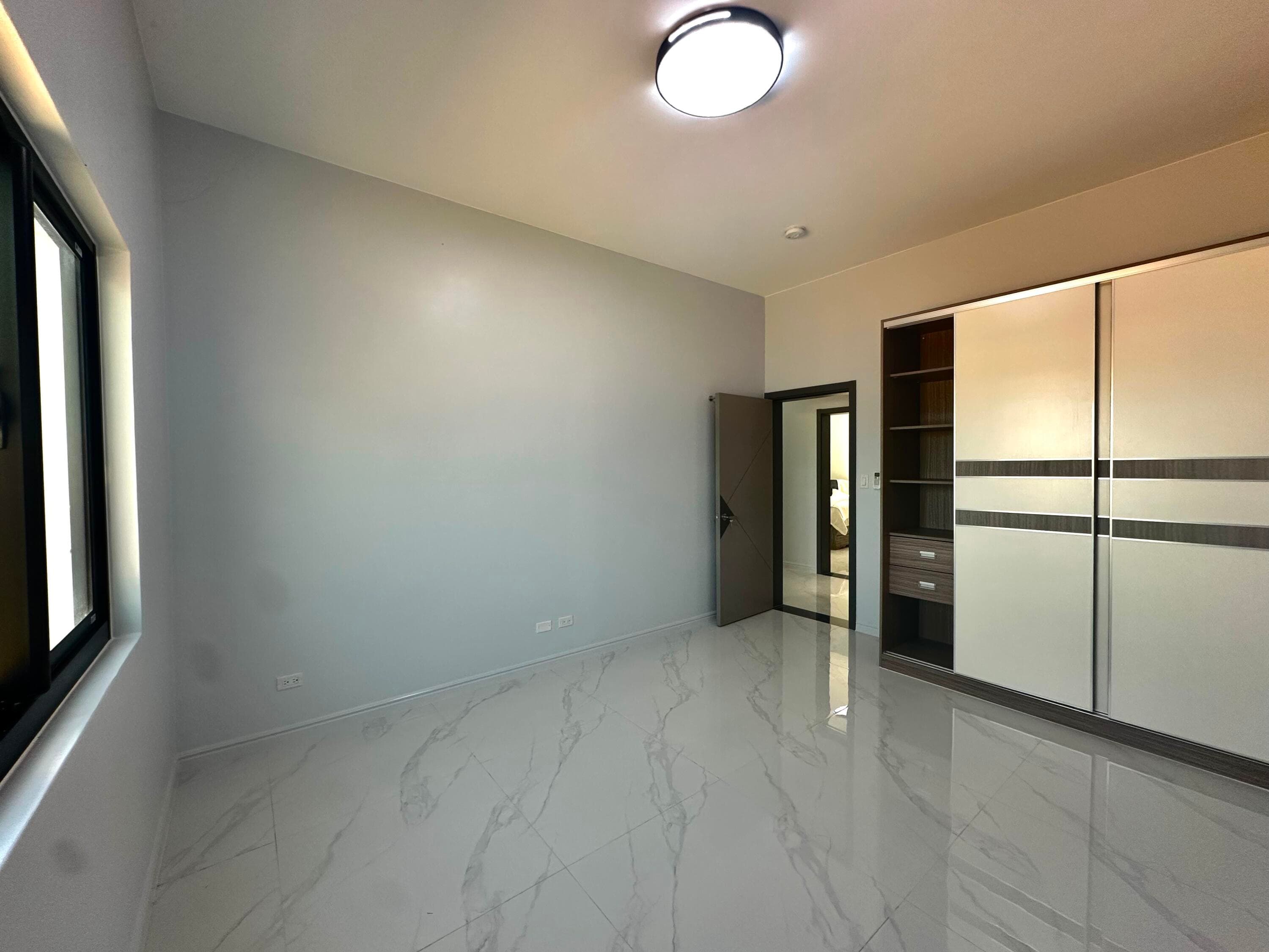 bedroom1