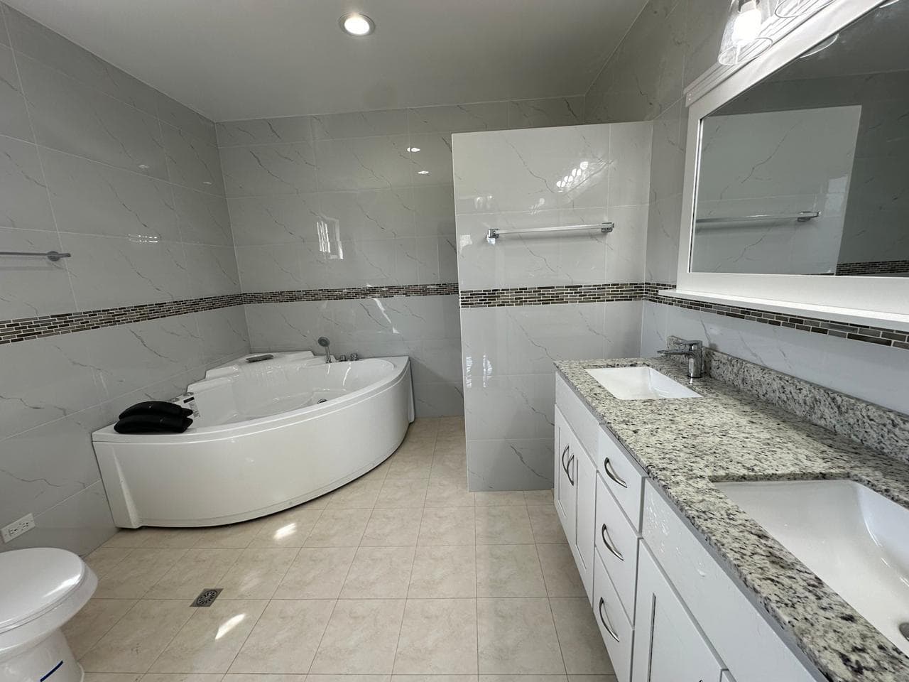 Owners Suite Bathroom